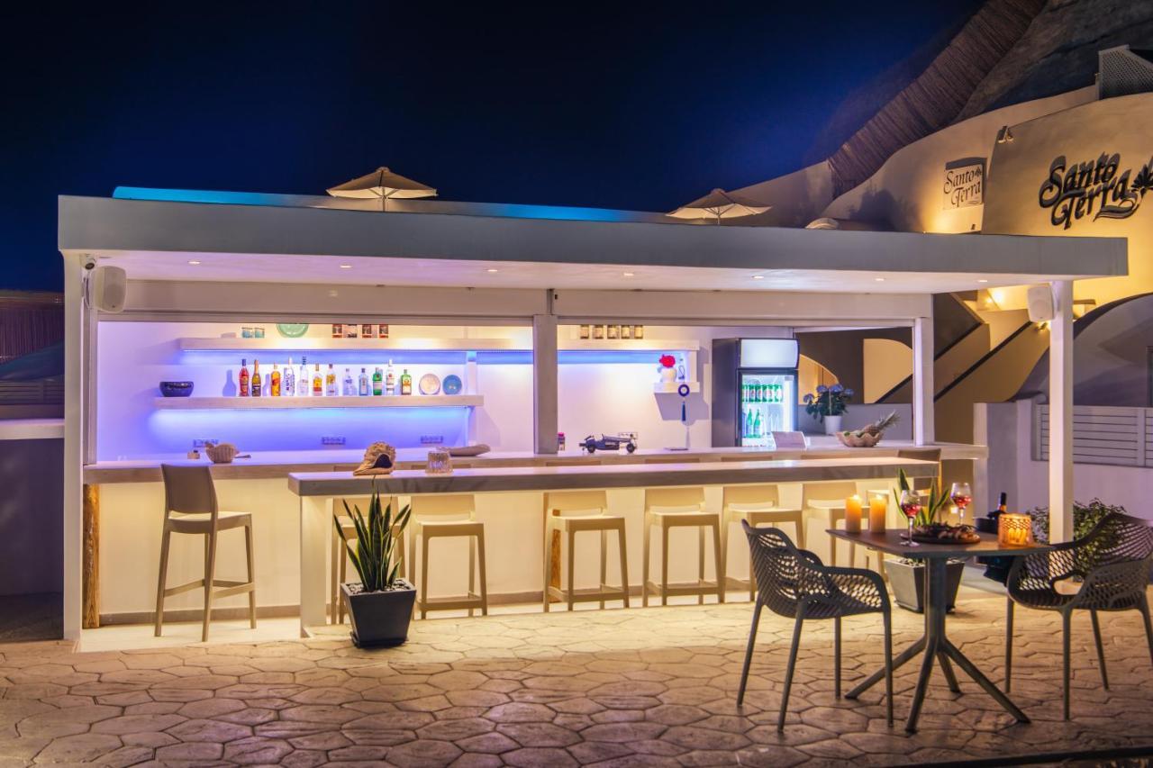 Santoterra Antigua Suites Karterádosz Kültér fotó